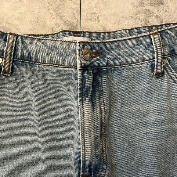 Forever 21 Plus Size Shorts Frayed Denim Mom Shorts 18” NWOT - Picture 6 of 11